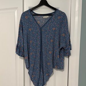 Max Studio Blue Floral V-Neck Tunic Top